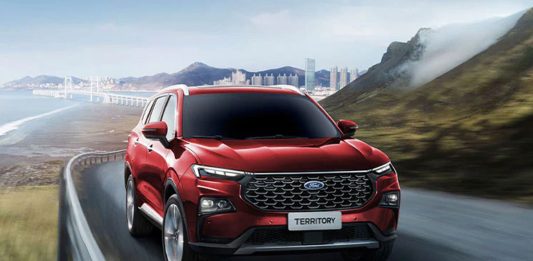 Lần đầu trưng bày công khai tại đại lý Ford Territory 2023 đe doạ vị thế của CX-5 và Tucson