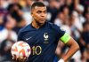 Mbappe đi vào lịch sử bóng đá Pháp