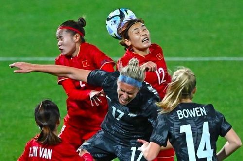 Đội tuyển nữ Việt Nam thua 0-2 trước chủ nhà World Cup
