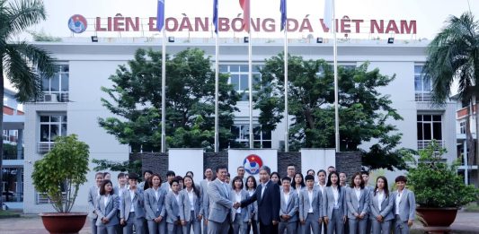 Đội tuyển bóng đá nữ Việt Nam rạng rỡ lên đường dự World Cup nữ 2023 Đội tuyển bóng đá nữ Việt Nam rạng rỡ lên đường dự World Cup nữ 2023