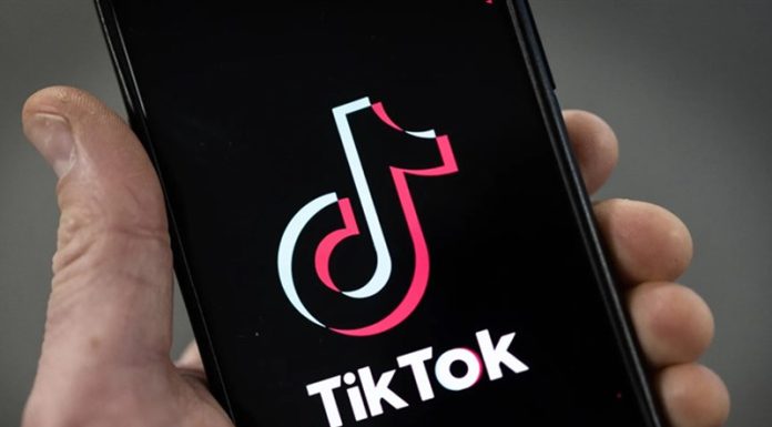Đề xuất cấm trẻ em kiếm tiền qua Tiktok, loại bỏ tài khoản dưới 13 tuổi