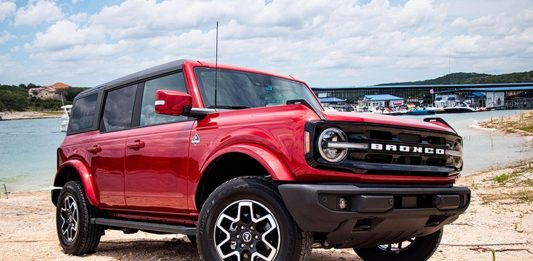 Ford Bronco 2024 chốt lịch ra mắt Đông Nam Á