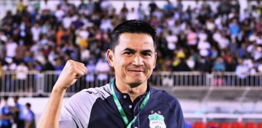Nóng: HLV Kiatisuk chia tay CLB CAHN cùng V-League trong dang dở