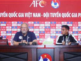 Trực tiếp họp báo ĐT Việt Nam – ĐT Philippines: HLV Kim Sang Sik chia sẻ