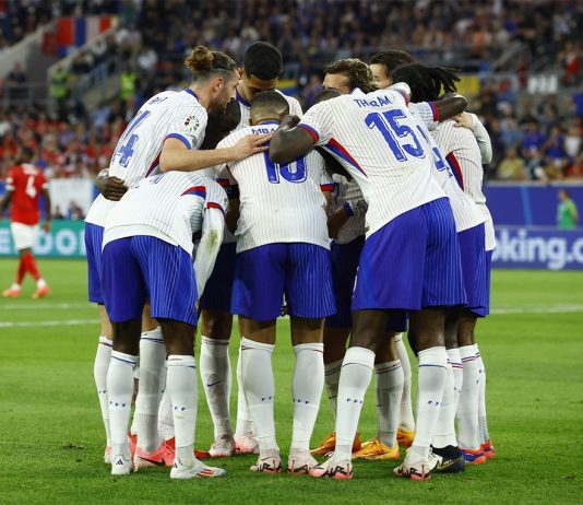 Pháp vs Ba Lan, 23h00 ngày 25/6 Lựa chọn ngôi đầu bảng