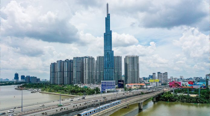 Hướng dẫn cách đi metro Bến Thành