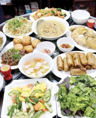 Khám Phá Cỗ Bát Tràng: Di Sản Văn Hóa Phi Vật Thể Quốc Gia Đặc Sắc