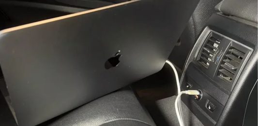 Những Lợi Ích Vượt Trội Của Cổng USB Trên Ô Tô Hiện Đại