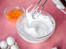 Bí Quyết Đánh Bông Lòng Trắng Trứng Hoàn Hảo Để Món Ăn Thêm Hấp Dẫn Bí Quyết Đánh Bông Lòng Trắng Trứng Hoàn Hảo