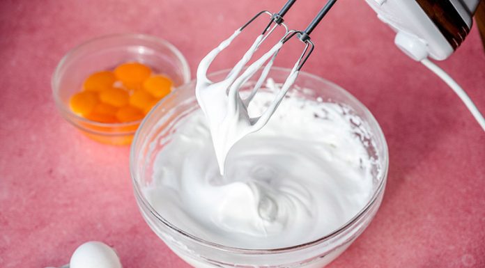 Bí Quyết Đánh Bông Lòng Trắng Trứng Hoàn Hảo