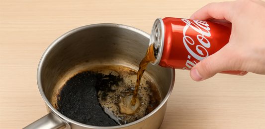 Mẹo Làm Sạch Nồi Bị Cháy Bằng Coca Cola Hiệu Quả Và An Toàn