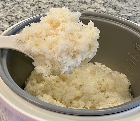 Bí Quyết Nấu Xôi Ngon Bằng Nồi Cơm Điện Đơn Giản Tại Nhà