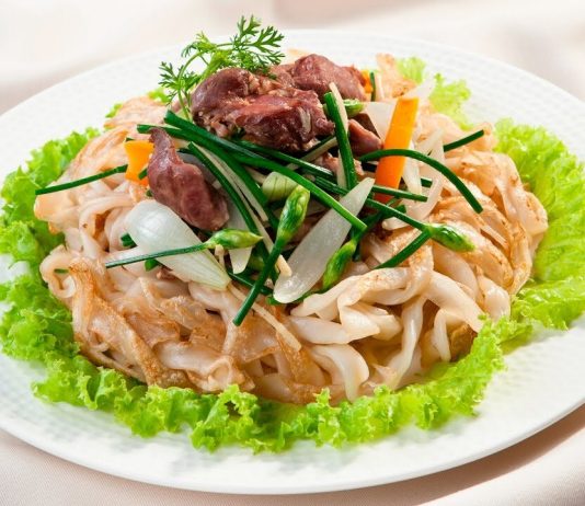 Cách Làm Phở Xào Giòn, Phở Xào Mềm: Bí Quyết Tuyệt Ngon Dễ Làm Tại Nhà