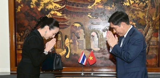 Madam Pang Đến Đại Sứ Quán Việt Nam Gửi Lời Xin Lỗi: Động Thái Ngoại Giao Thể Thao Gây Chấn Động