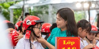 Miễn Phí Mũ Bảo Hiểm