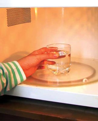 Hướng Dẫn Khử Mùi Hôi Trong Lò Nướng Hiệu Quả Với Giấm Và Chanh