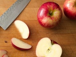 Bí Quyết Giữ Hoa Quả Tươi Ngon, Không Bị Thâm Sau Khi Cắt