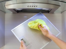 Cách Hiệu Quả Để Làm Sạch Dầu Mỡ Trên Máy Hút Mùi Với Baking Soda