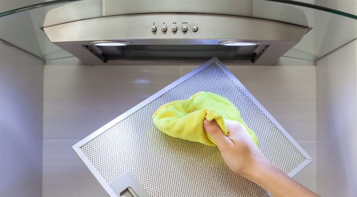Cách Hiệu Quả Để Làm Sạch Dầu Mỡ Trên Máy Hút Mùi Với Baking Soda