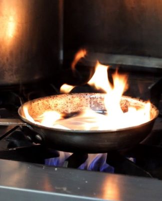 Cách Khử Mùi Khói Ám Trong Nồi Niêu Xoong Chảo Hiệu Quả Nhất Mùi Khói Ám Trong Nồi