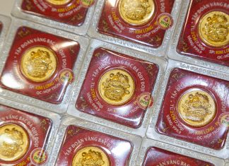 Giá Vàng Hôm Nay 2/10: Trụ Vững Ở Mức Cao Nhờ USD Yếu Giá Vàng Hôm Nay