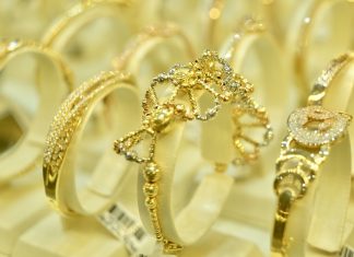 Giá Vàng Hôm Nay 1/10: Kỷ Lục Mới Và Triển Vọng Tăng Trưởng