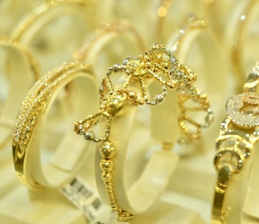 Giá Vàng Hôm Nay 1/10: Kỷ Lục Mới Và Triển Vọng Tăng Trưởng