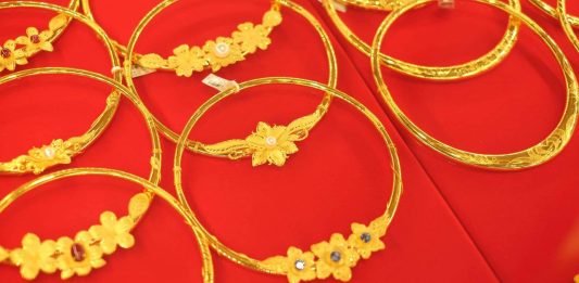 Giá Vàng Hôm Nay 13/11: Tăng Vọt Gần Đến Mốc 4.200 USD/Ounce