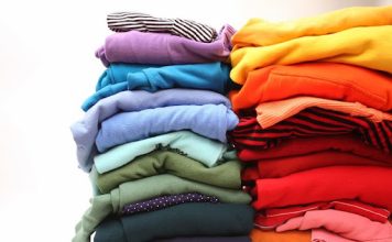 Giặt quần áo không bị phai màu