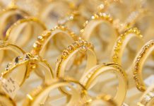 Giá Vàng Hôm Nay 15/11: Lao Dốc Không Phanh Giữa Bối Cảnh Tăng Lãi Suất Của Fed