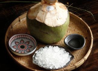 Lợi Ích Tuyệt Vời Khi Uống Nước Dừa Hàng Tuần Mà Bạn Không Nên Bỏ Qua