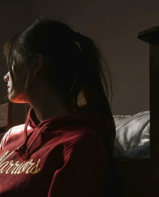 Cô Gái 20 Tuổi Và Hành Trình Đấu Tranh Với Trầm Cảm Khi Gánh Nỗi Đau Của Mẹ