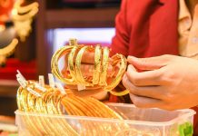 Giá vàng hôm nay 18/12: Tiếp tục tăng cao bất chấp những lo ngại kinh tế