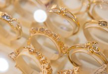 Giá vàng hôm nay 26/2: Hồi phục nhẹ sau cú lao dốc