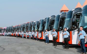 Giá Xăng Dầu Tăng: Doanh Nghiệp Du Lịch Xoay Sở Ổn Định Giá Tour