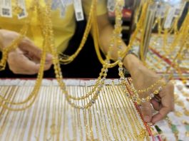 Giá vàng hôm nay 12-4: Vàng miếng SJC giảm, ngược dòng giá thế giới