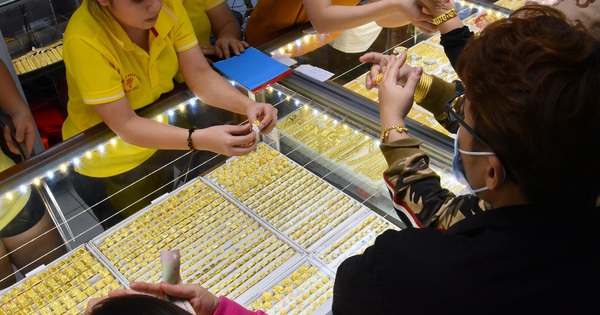 Giá vàng hôm nay, 14-4: Bật tăng mạnh mẽ giữa bối cảnh căng thẳng địa chính trị