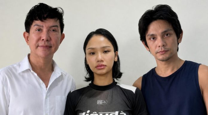 Showbiz Việt