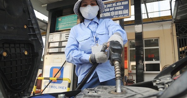 Giá xăng dầu đồng loạt giảm: Tin vui cho người tiêu dùng