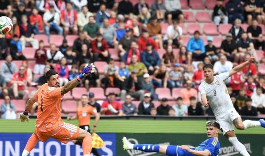 Thần Đồng 17 Tuổi Hugo Sochurek Được Đăng Ký Dự World Cup 2026: Khởi Đầu Cho Một Tương Lai Rực Rỡ