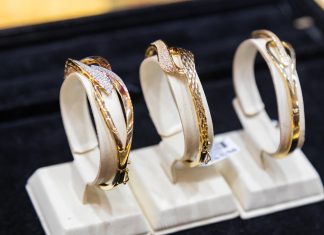 Giá Vàng Hôm Nay 24/6: Lao Dốc Không Phanh – Những Nguyên Nhân Và Dự Báo Tương Lai