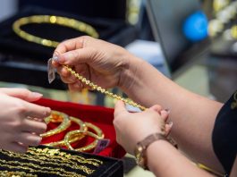 Giá vàng hôm nay 7/7: Suy Giảm Mạnh Và Triển Vọng Tương Lai