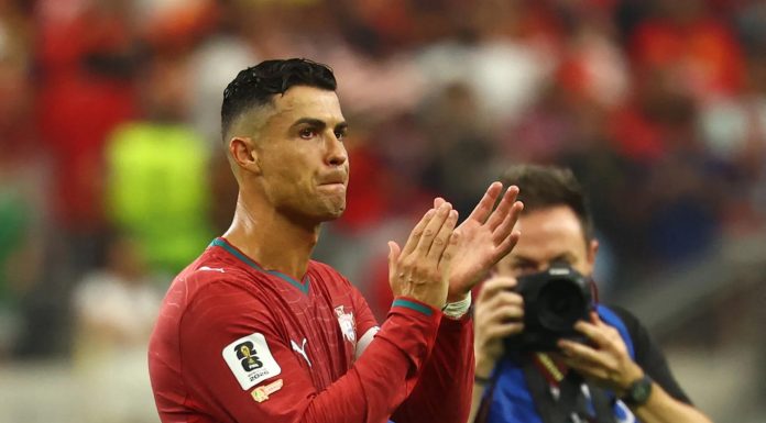 Cristiano Ronaldo: Chưa Chia Tay Đội Tuyển Quốc Gia